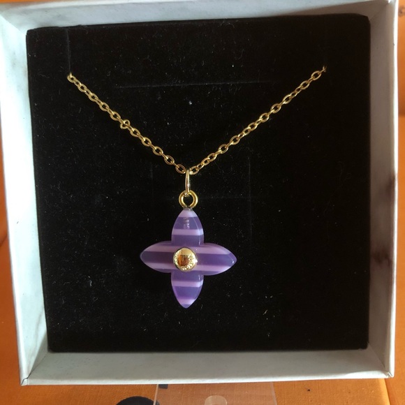 Louis Vuitton reworked flower necklace - Picture 2 of 2